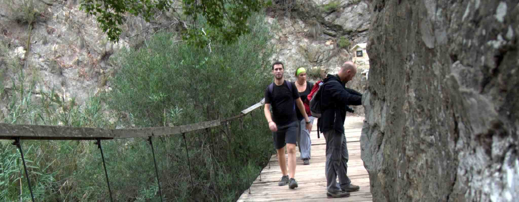 Recorriendo con niños Chelva, Tuéjar, Titaguas, Aras de los Olmos y Benagéber. En Familia